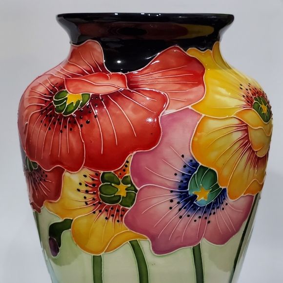 11 3/4" Bold Cloisonné Styl Asian Poppies Dramic Black + Floral Ceramic Art Vase - Picture 5 of 15